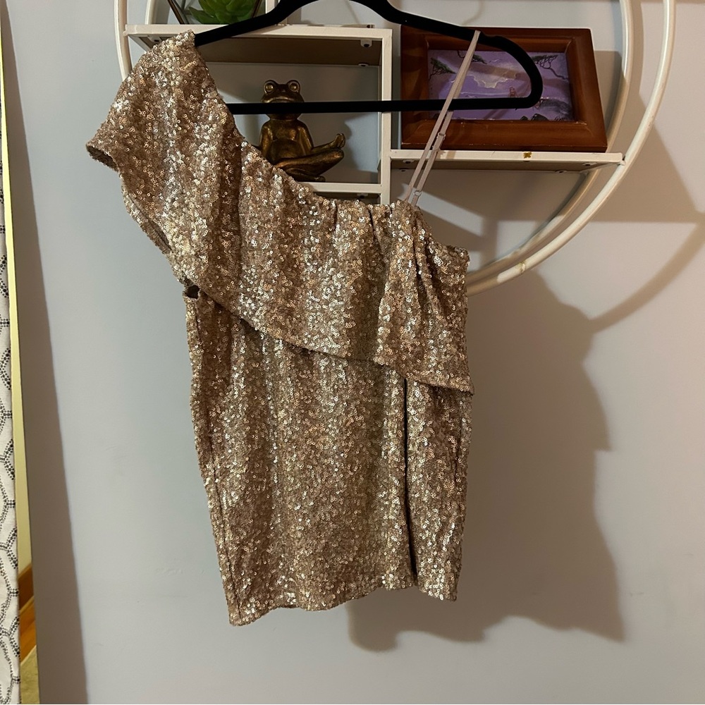BB Dakota Women's Medium M Sequin One Shoulder Shirt NWT